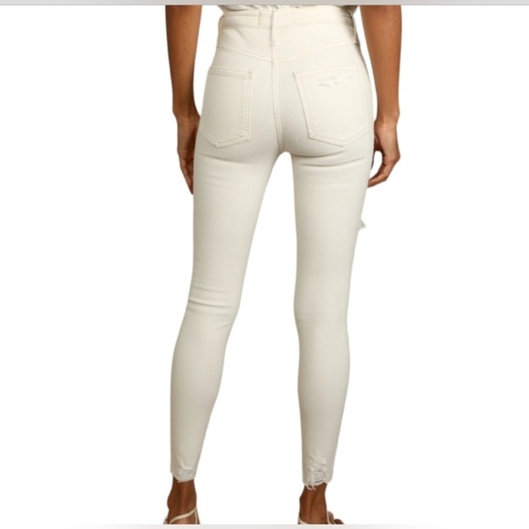 FREE PEOPLE Cream High-Waisted Jeans

Size: 31 - Picture 2 of 4